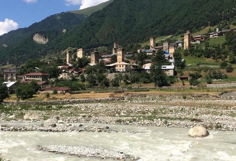 هتل Riverside Mestia