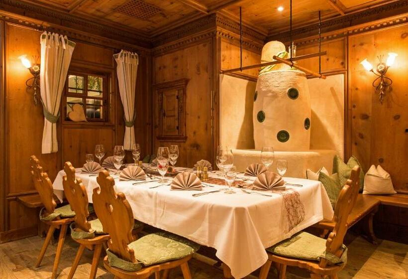 هتل Alpenrast Tyrol