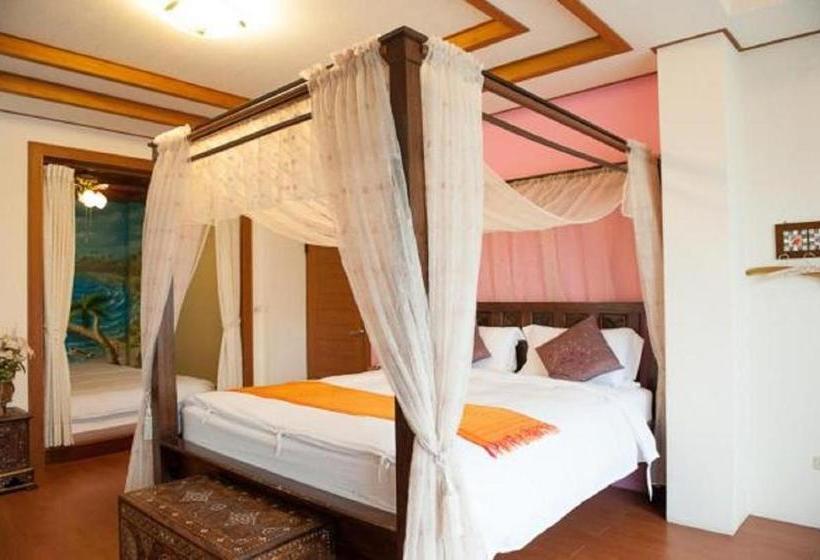 هاستل Manado Homestay