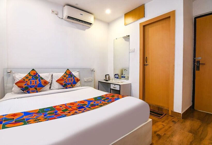 تختخواب و صبحانه Fabhotel Globe Express   Nr Ruby Hospital