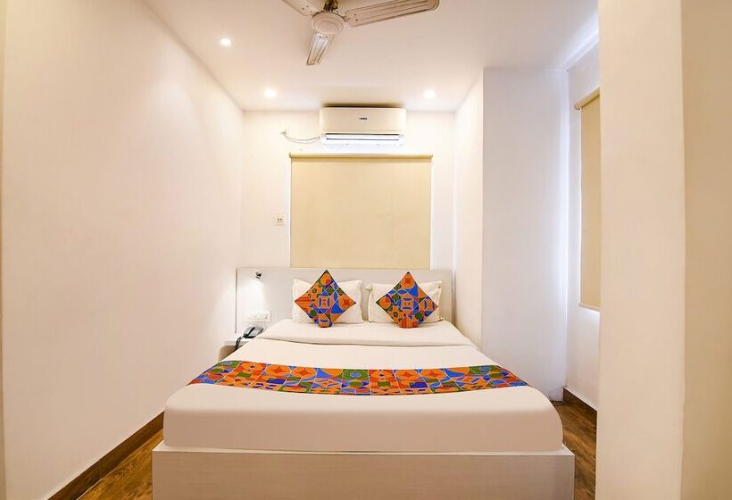 تختخواب و صبحانه Fabhotel Globe Express   Nr Ruby Hospital