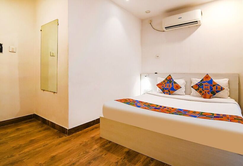 تختخواب و صبحانه Fabhotel Globe Express   Nr Ruby Hospital