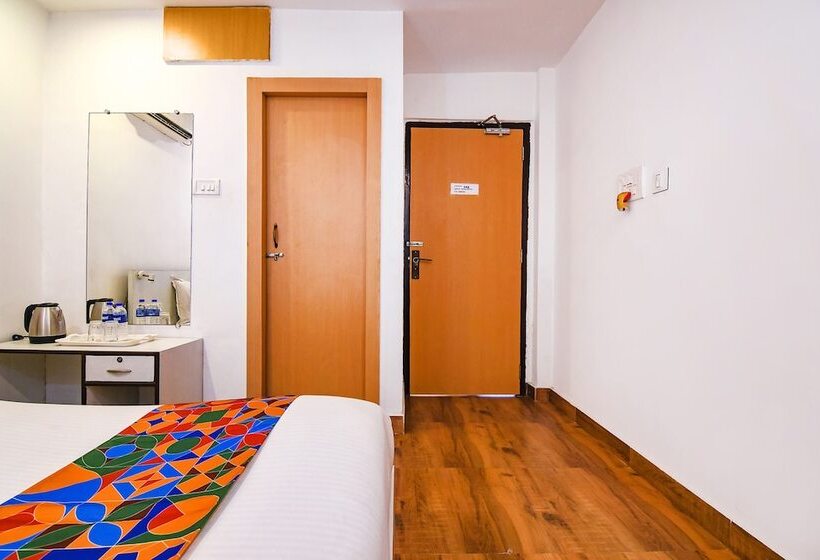 تختخواب و صبحانه Fabhotel Globe Express   Nr Ruby Hospital