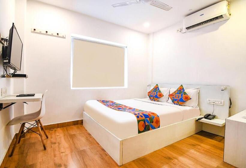 تختخواب و صبحانه Fabhotel Globe Express   Nr Ruby Hospital