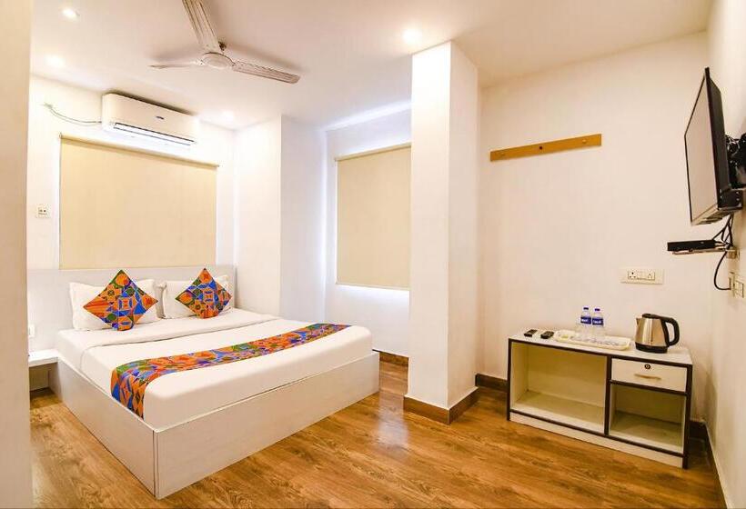 تختخواب و صبحانه Fabhotel Globe Express   Nr Ruby Hospital