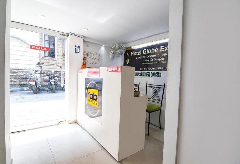 تختخواب و صبحانه Fabhotel Globe Express   Nr Ruby Hospital