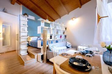 تختخواب و صبحانه La Casa Di Anna Al Faro