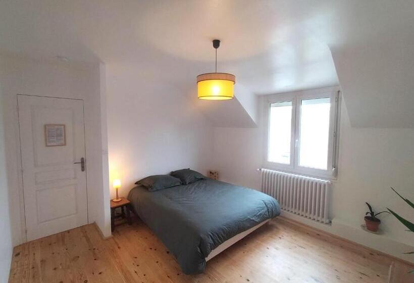 مبيت وإفطار Le Bercail