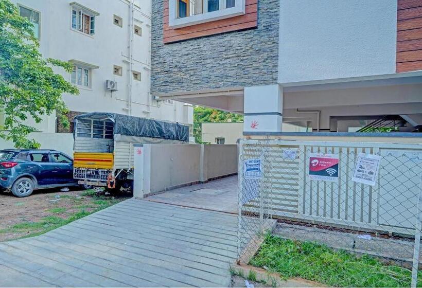 هتل Collection O Ns Service Apartment