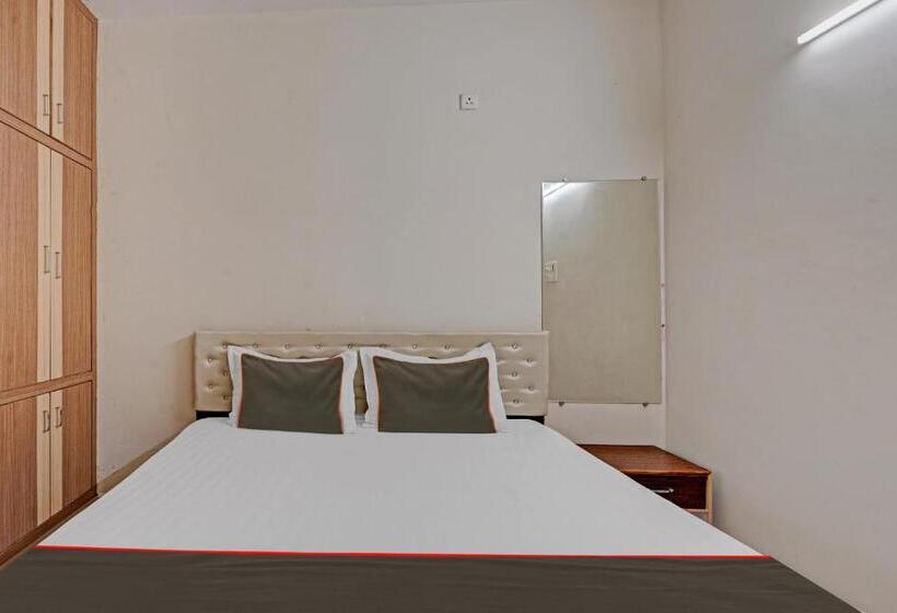 هتل Collection O Ns Service Apartment