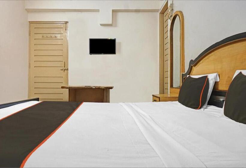 בית מלון כפרי Thakkar Lodge
