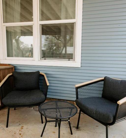 هتل Downtown Studio 1 At Beer Ranch Project Inn