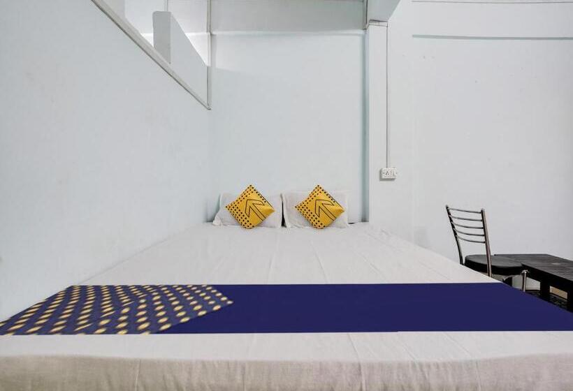 酒店 Spot On Chandramukhi Lodging & Bording