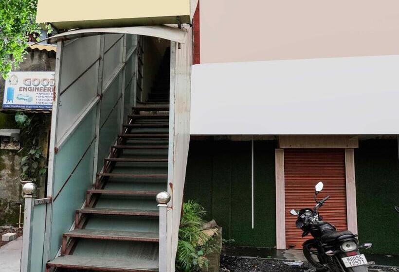 酒店 Spot On Chandramukhi Lodging & Bording