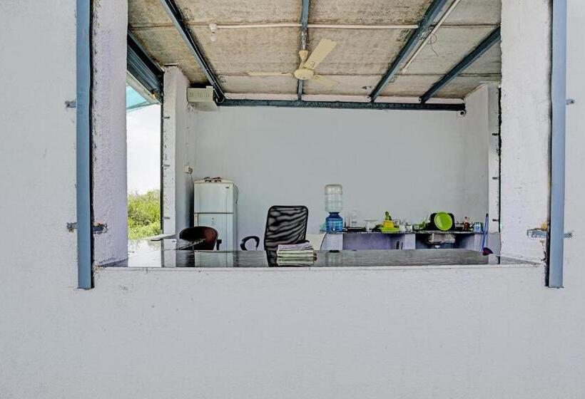 فندق Spot On Relax Farm House