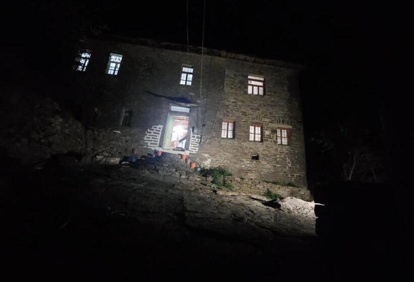 پانسیون Guest House In Buhal