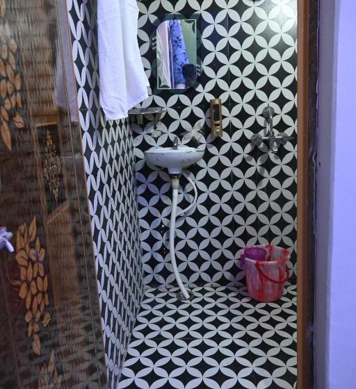 פנסיון Swagat Paying Guest House Varanasi Near Ganga River