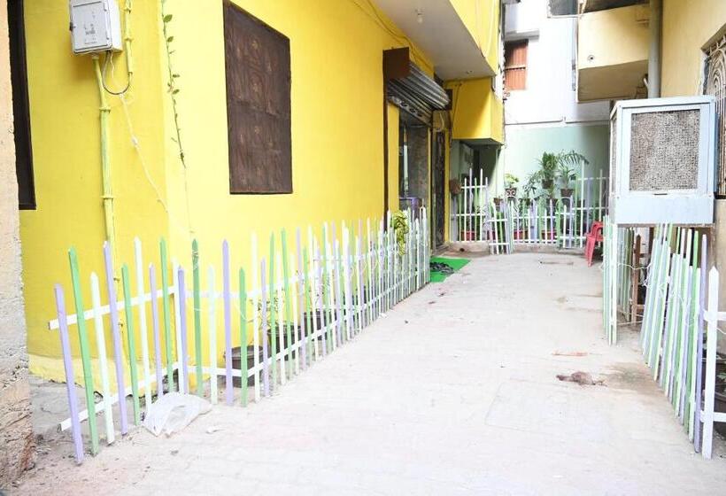 פנסיון Swagat Paying Guest House Varanasi Near Ganga River