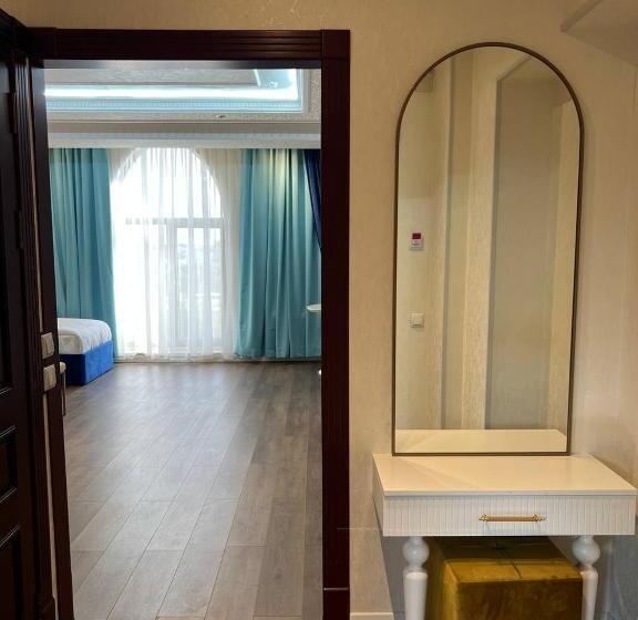 בית מלון כפרי Antalya Grand Palace