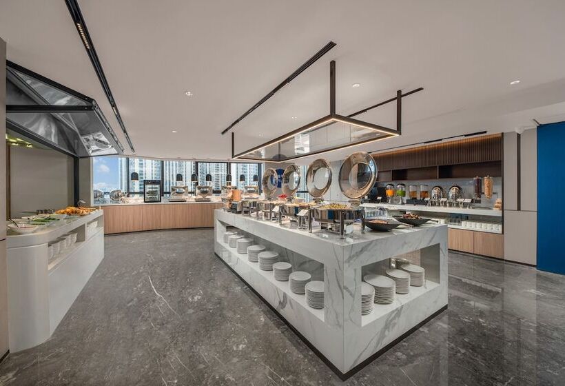 هتل Holiday Inn Express Shantou Chenghai