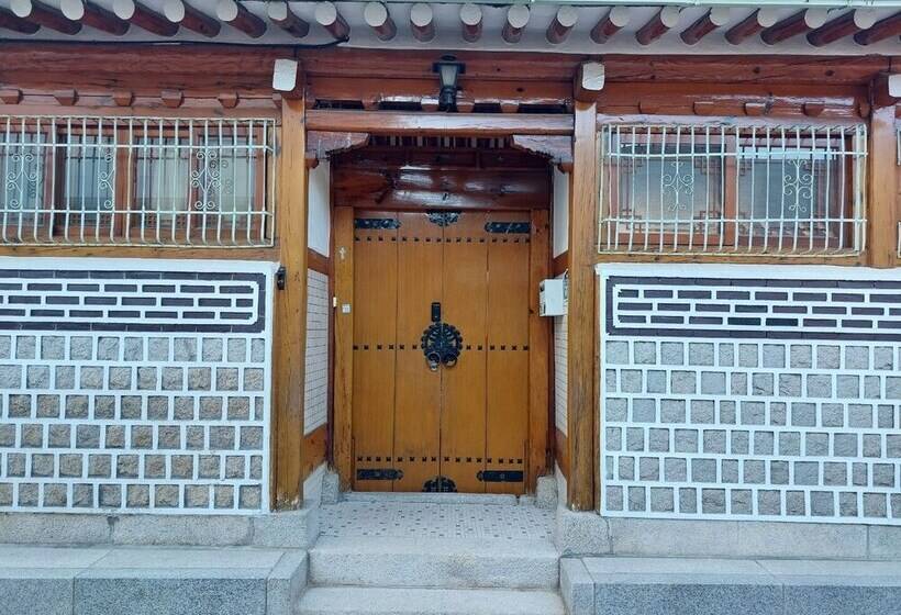 پانسیون Leedo Hanok