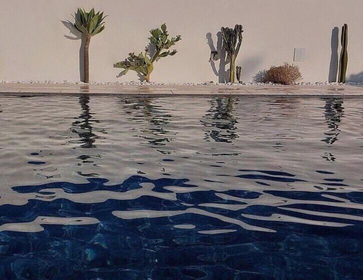 بنسيون Zahra Superior Suite With Private Pool