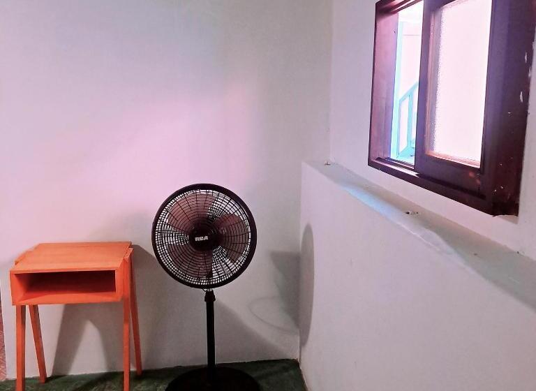 هاستل Hostal Victoria