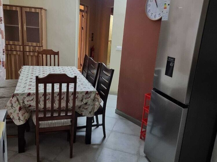 تختخواب و صبحانه Eleganz Residence
