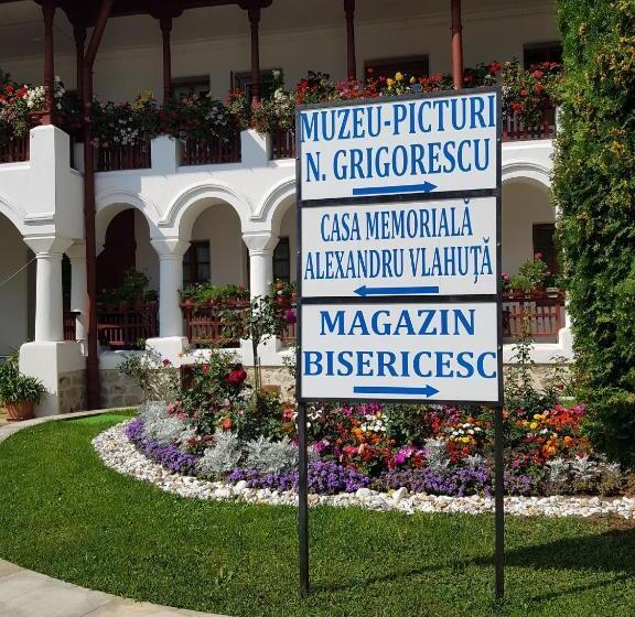 بنسيون Casa Tami