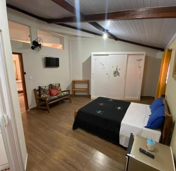 پانسیون Pousada Casa Antigo Haras Penedo
