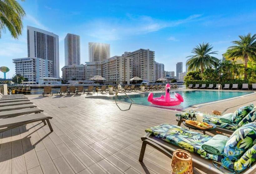 فندق صغير Upper Studio   Balcony   Pool   Gym   Near Beach