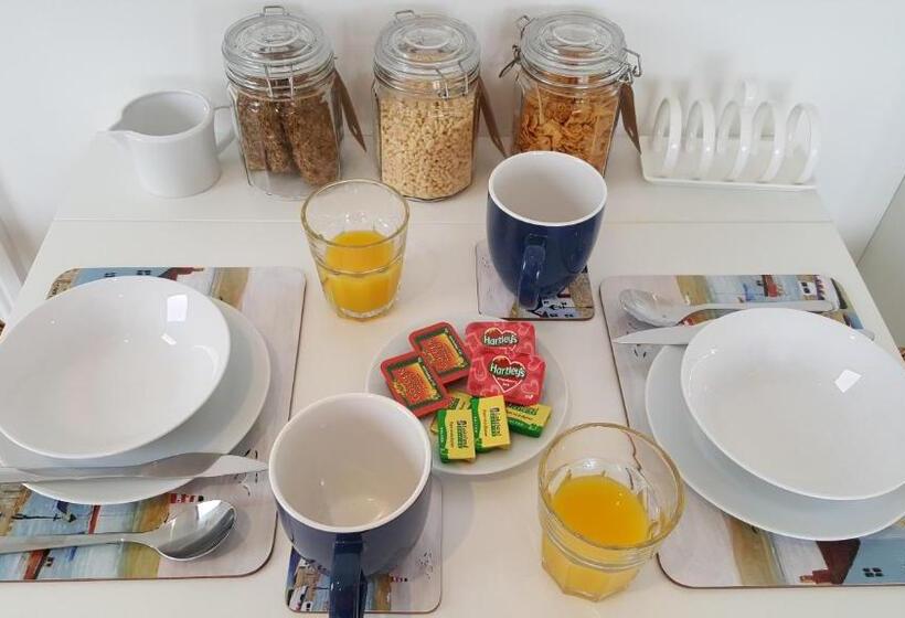 مبيت وإفطار Blue Ocean Guest Suites