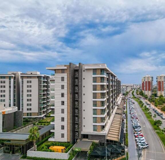 Casamax Suites