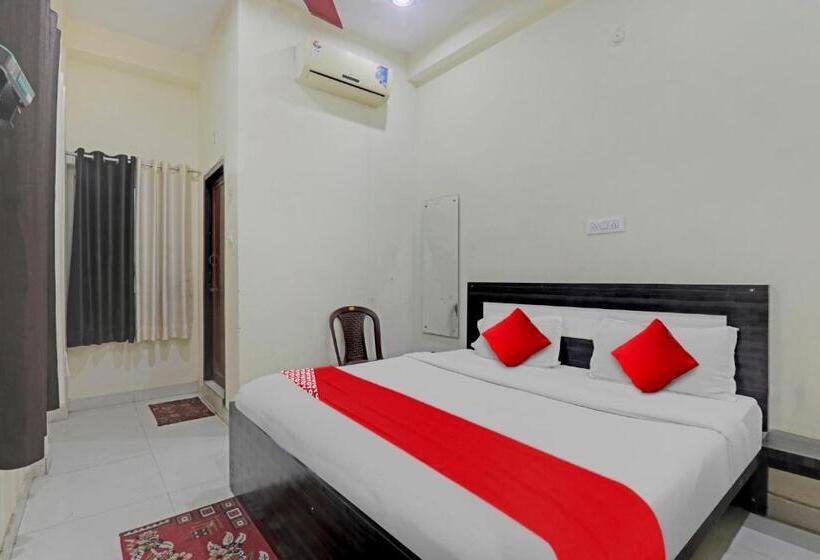 هتل O Sharvil Inn
