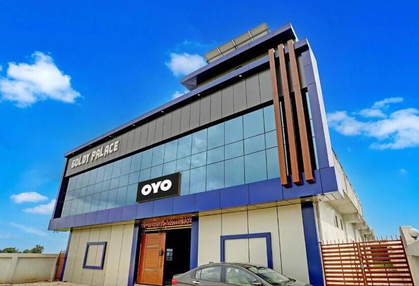 فندق Oyo Flagship 81496 Goldy Palace