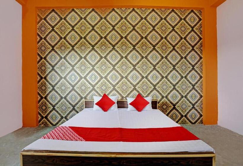فندق Oyo Flagship 81496 Goldy Palace