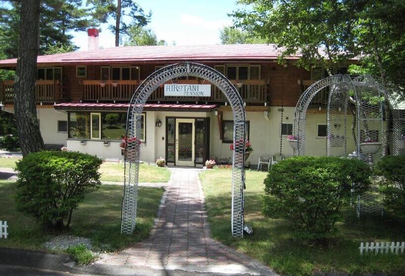 تختخواب و صبحانه Hirotani Pension