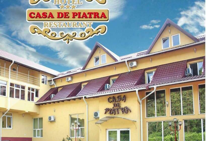 هتل Casa De Piatra