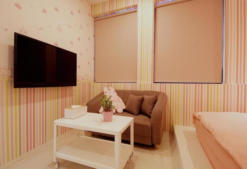 هاستل 宜蘭羅東迷彩民宿 大吉迷彩