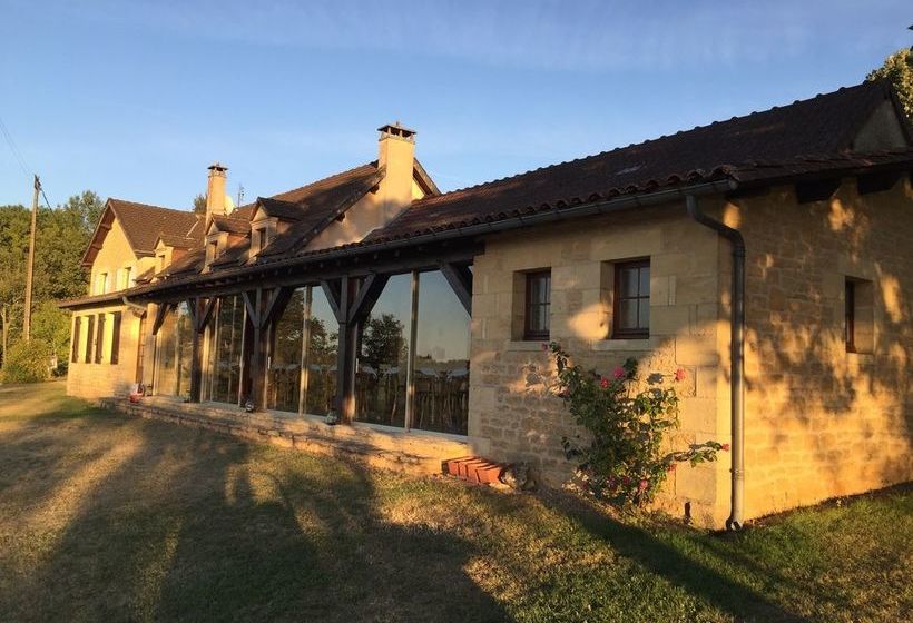 تختخواب و صبحانه Domaine De Lascaux