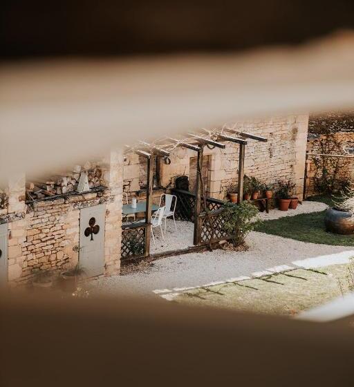 تختخواب و صبحانه Maison D Hôtes Bel Estiu