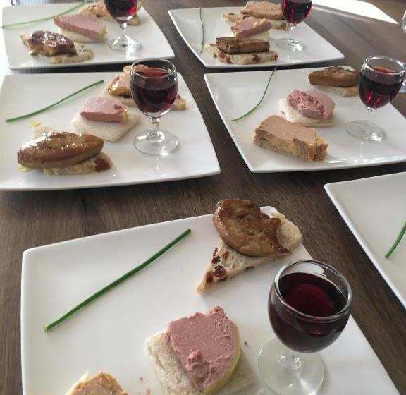 تختخواب و صبحانه Maison Des Vignes