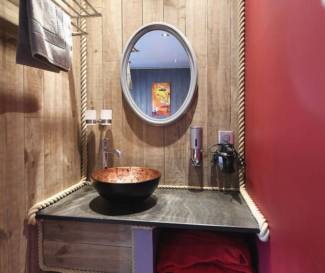 تختخواب و صبحانه Péniche Tic Et Tac