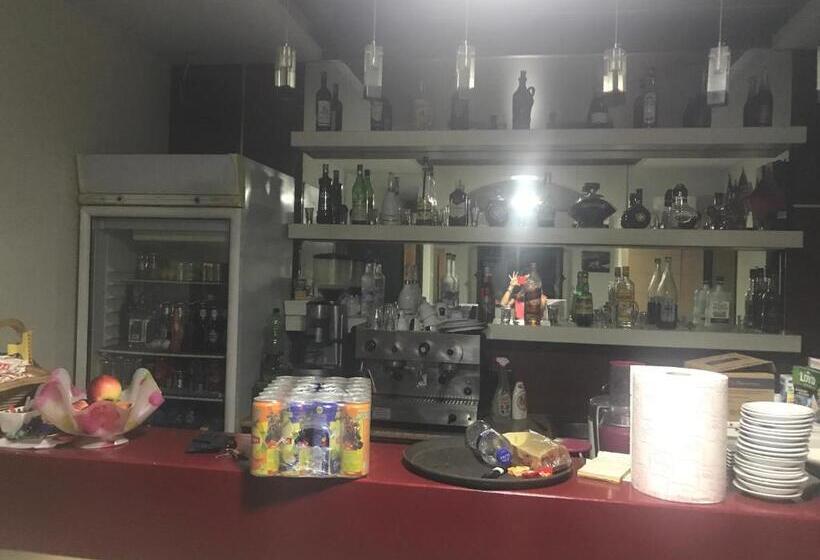 Hostel Grande House
