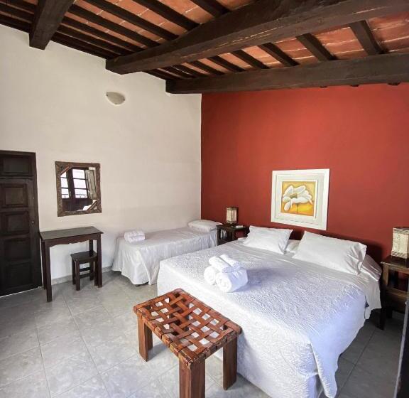 هتل Plaza Cafayate