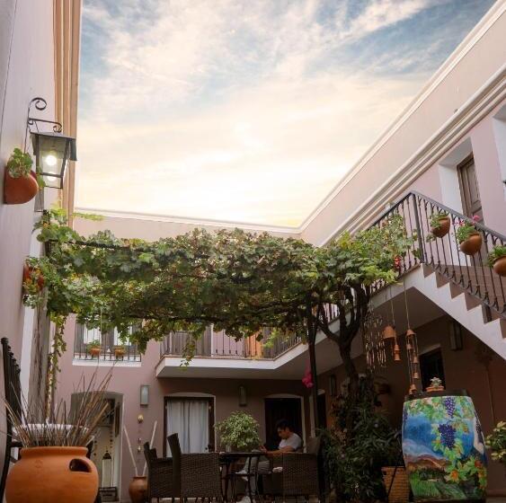 هتل Plaza Cafayate