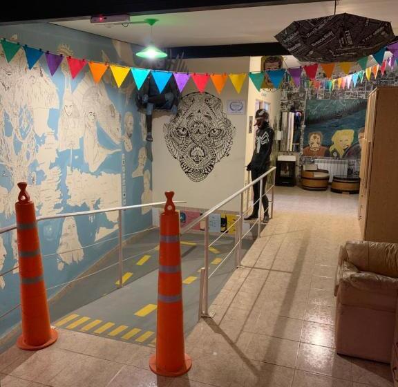 Lemon Tree Hostel