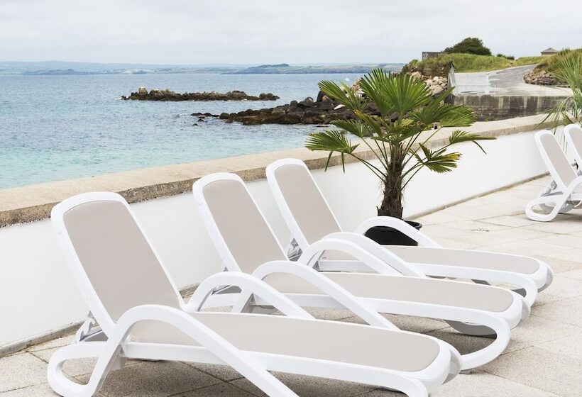 リゾートホテル Hôtel Valdys Thalasso & Spa   La Baie