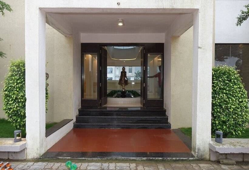 فندق Chandan Van Club And Resort   Navsari