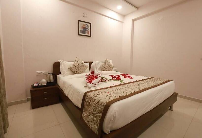 فندق Chandan Van Club And Resort   Navsari